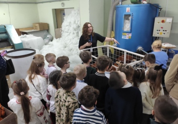 Екскурсія у світ виробництва іграшки