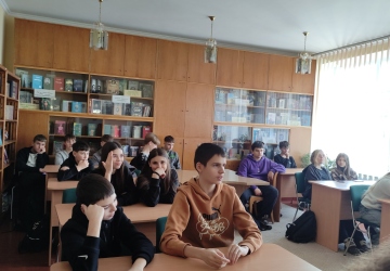 Правова просвіта: зустріч 8-А класу з адвокатом