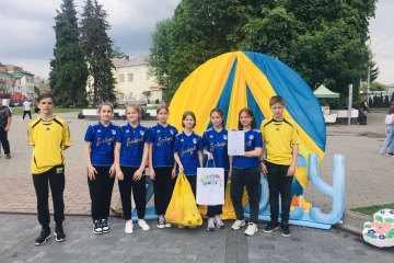 Учні ліцею долучилися до Всеукраїнського фізкультурно-мистецького онлайн-челенджу "До ПЕРЕМОГИ"