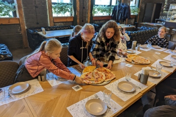 Майстер-клас з виготовлення піци для учнів 5-А класу