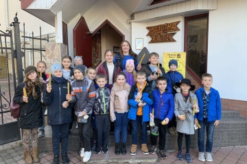 Екскурсія у "Медову хату" для учнів 4-Б класу