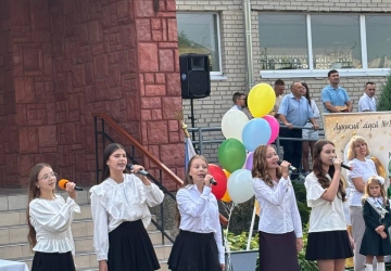 Ліцей – це радісна країна, у нім дитинство золоте! 