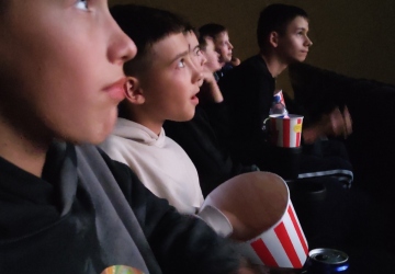 Урок географії в кінотеатрі 