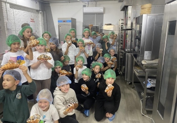 Екскyрсія в пекарню «Стyдію хліба» 4-Б класy