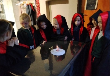 Знайомство з професіями