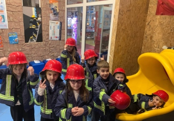 Знайомство з професіями