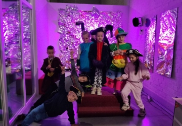 Знайомство з професіями