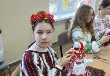 Вітаємо переможницю конкурсу декоративно-ужиткового мистецтва Олесю Селепину