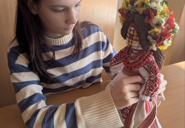 Вітаємо переможницю конкурсу декоративно-ужиткового мистецтва Олесю Селепину