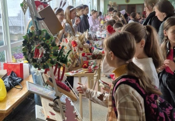 Благодійний ярмарок