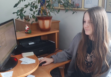 Практичне заняття з інформатики у Волинській обласній бібліотеці для юнацтва