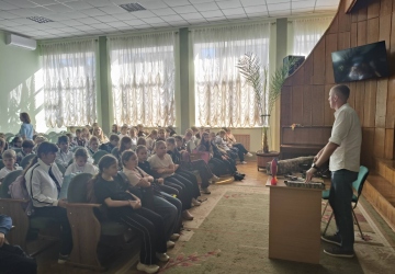 Винахідництво задля перемоги: у ліцеї відбулася зустріч із головою Спілки винахідників України Василем Цапюком