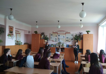 Екскурсія у гімназійну кімнату-музей    В.О. Сухомлинського
