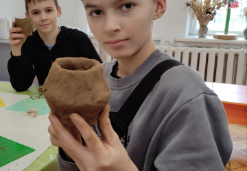 Учні 6-А відвідали Волинський краєзнавчий музей і майстерню 