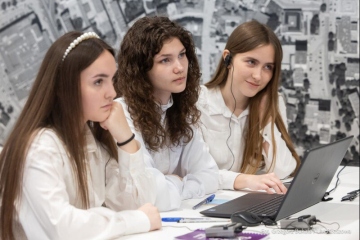 Молодь Луцька та Жешува змагалася у фіналі вікторини на знання про природу в Жешуві