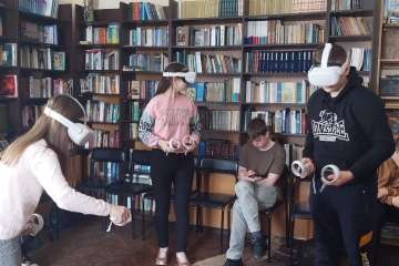 Фізика з використанням VR та AR технологій